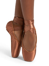 Load image into Gallery viewer, CAPEZIO AVA POINTE SHOE 1142W