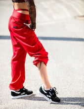Load image into Gallery viewer, Oh La La The Pregame Pant
